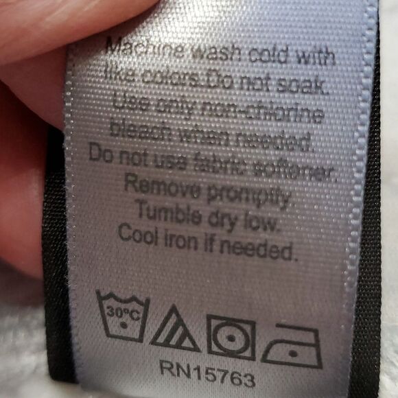 Champion sweat pants, NWOT.  Gray, size Medium. So soft and comfortable. - Picture 9 of 10